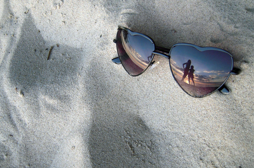 Costumi da bagno e occhiali da sole: tutte le tendenze del 2013